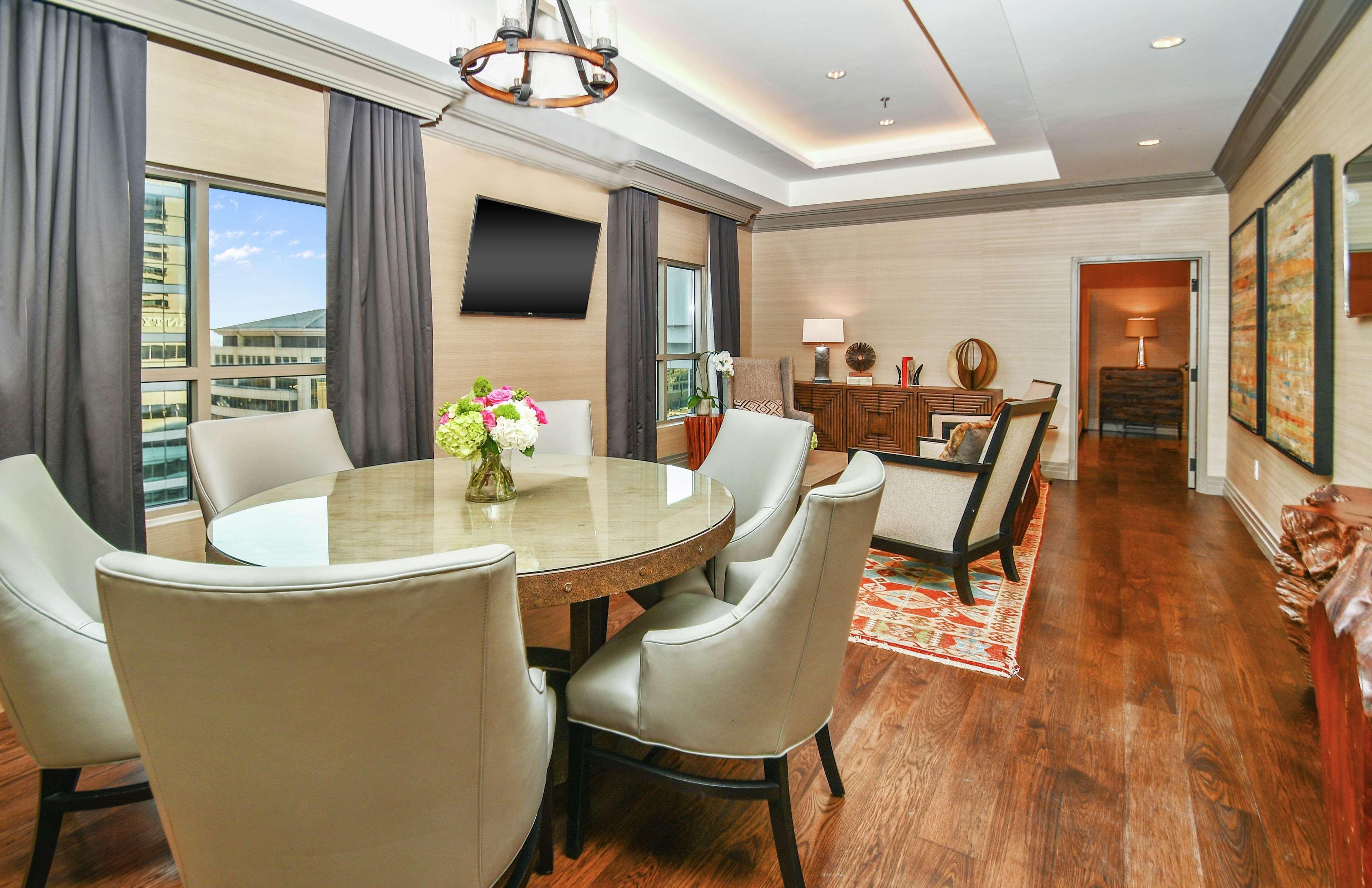 Hilton Dallas-Park Cities Ngoại thất bức ảnh