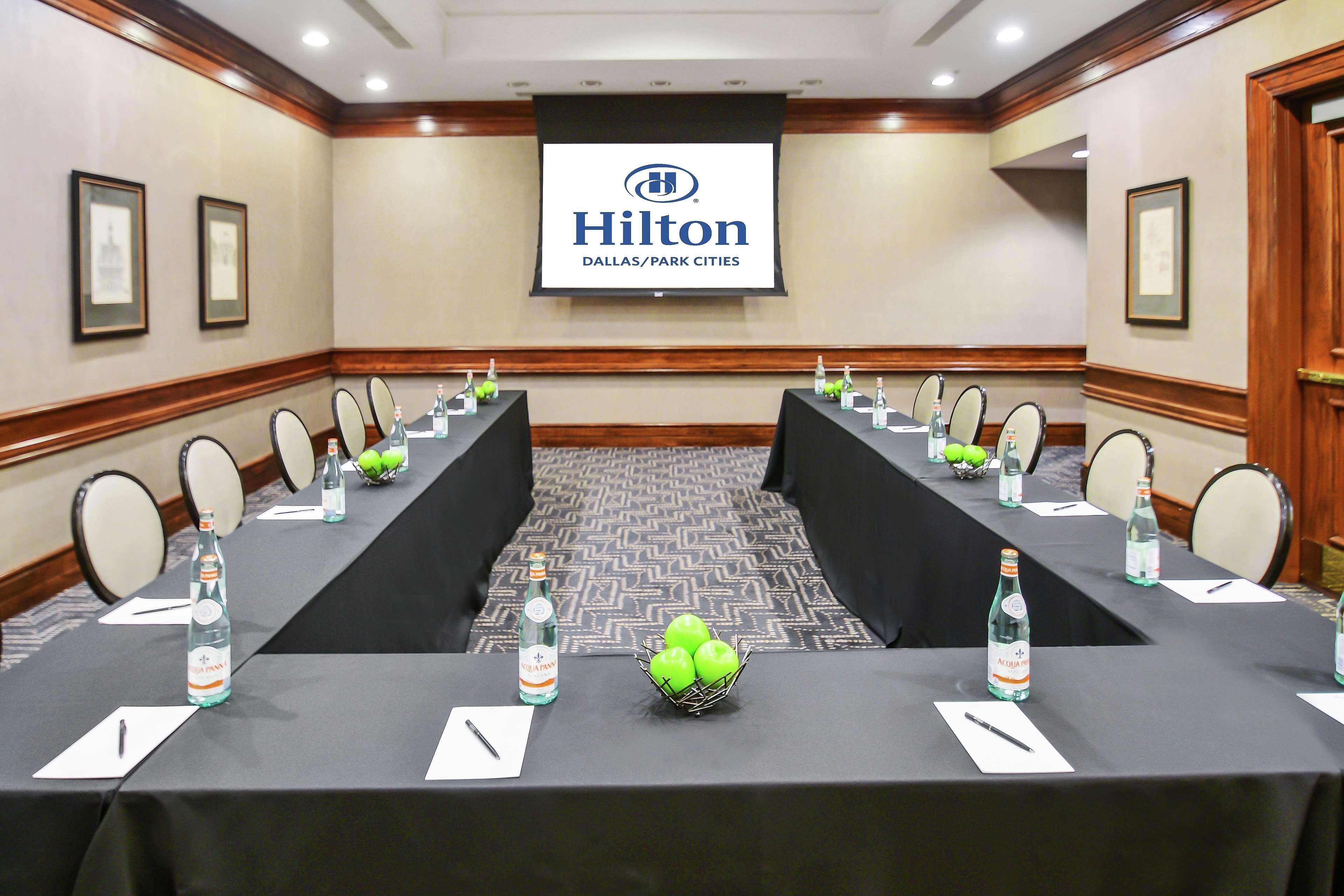 Hilton Dallas-Park Cities Ngoại thất bức ảnh
