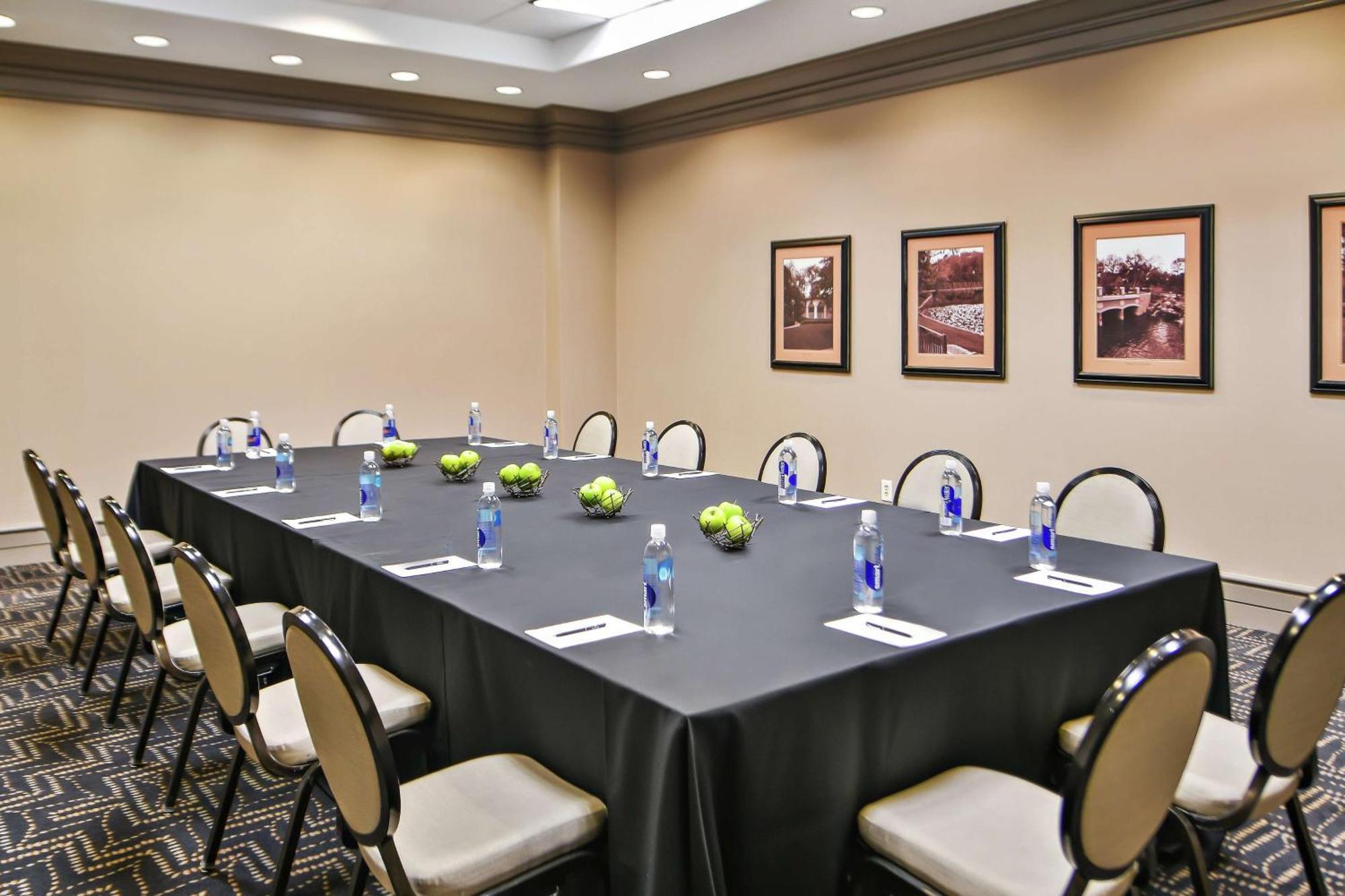 Hilton Dallas-Park Cities Ngoại thất bức ảnh